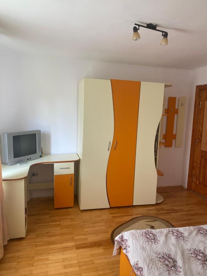 Casa Oana Ioana Guest House Moieciu de Jos Luaran gambar
